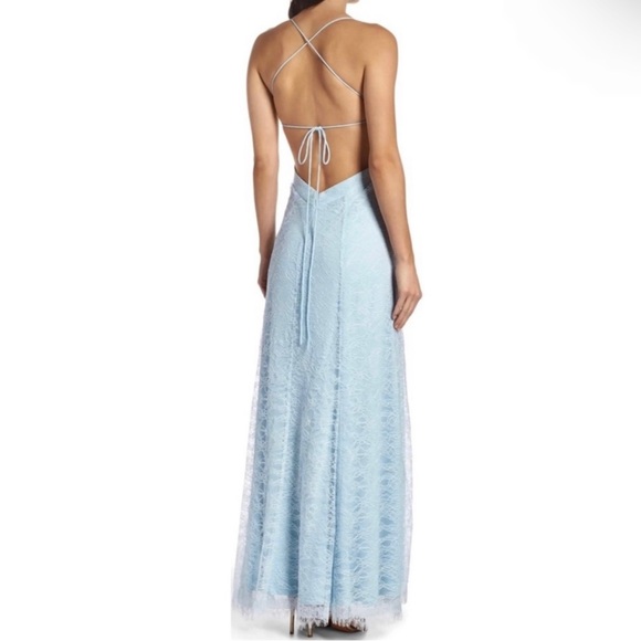 NEW FAME AND PARTNERS BLUE BACKLESS LACE GOWN - Picture 9 of 11